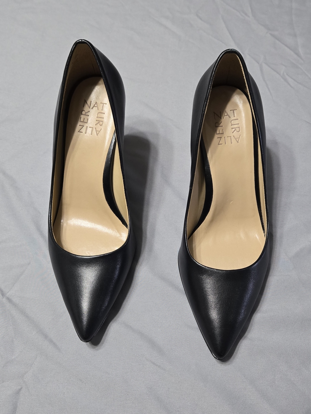 Naturalizer Sz 7.5 Everly Black Leather Pointed Toe Pumps